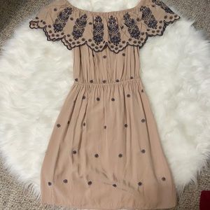 LOVE TREE off the shoulder dress size M